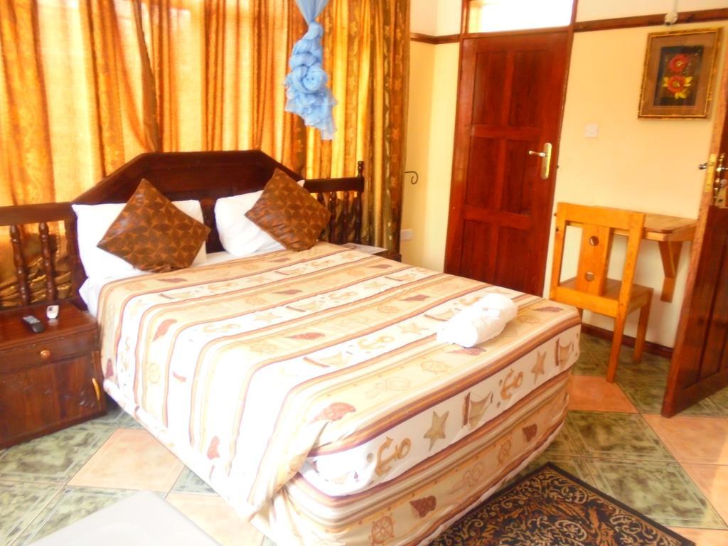ליבינגסטון White Rose Lodge חדר תמונה