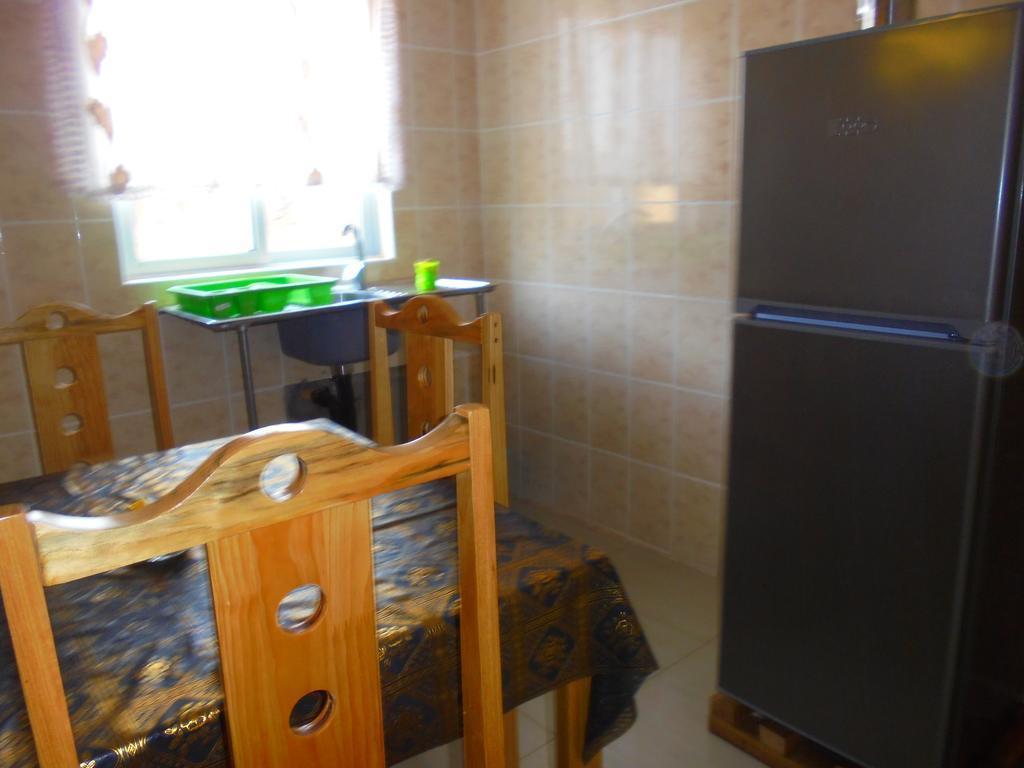 ליבינגסטון White Rose Lodge מראה חיצוני תמונה