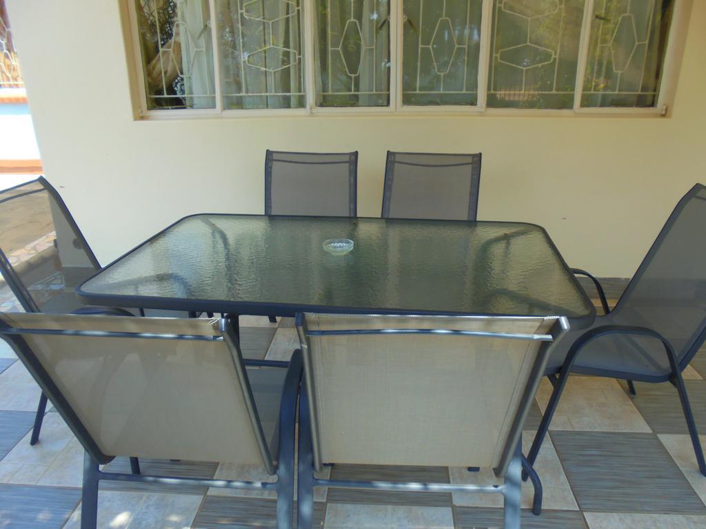 ליבינגסטון White Rose Lodge מראה חיצוני תמונה