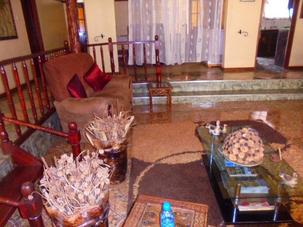 ליבינגסטון White Rose Lodge מראה חיצוני תמונה