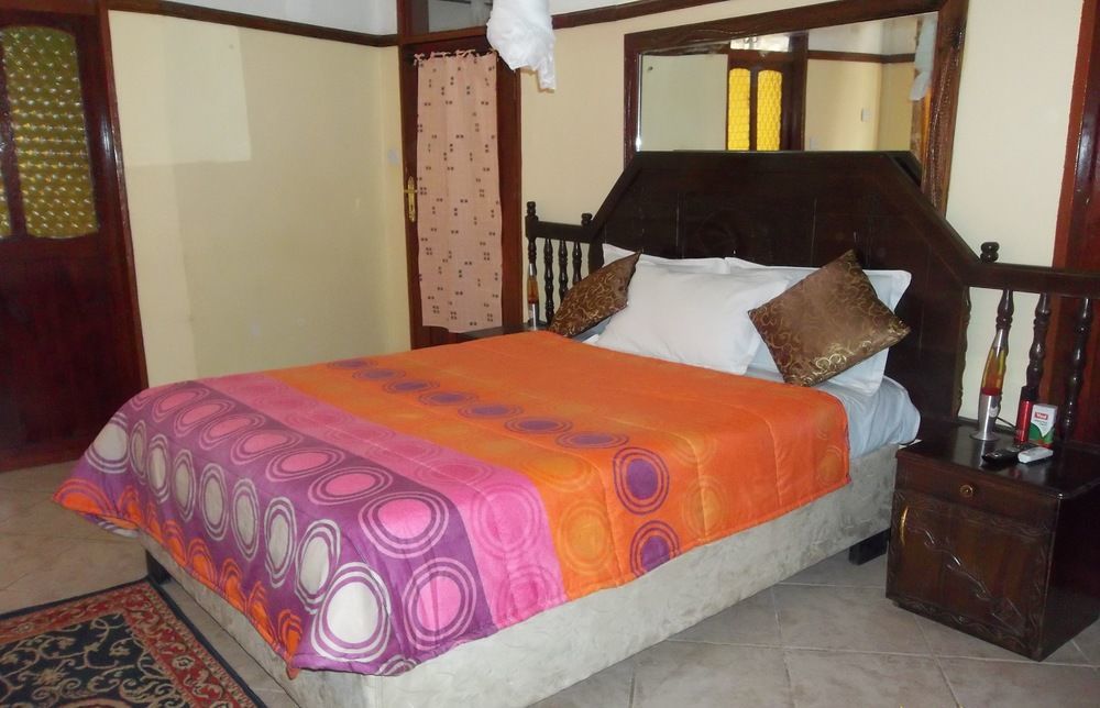 ליבינגסטון White Rose Lodge מראה חיצוני תמונה